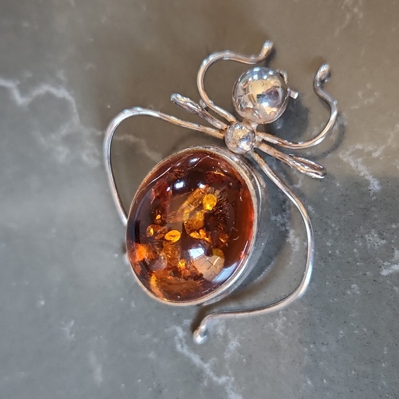 🕷Spider Brooch - Picture 1 of 7